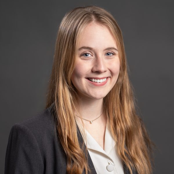 Headshot photo of EPS undergraduate major Vivienne Content.